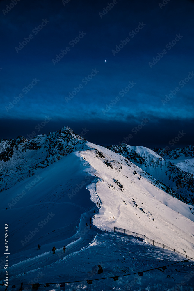 Noc, Tatry, Świnica, widok z Kasprowego WIerchu