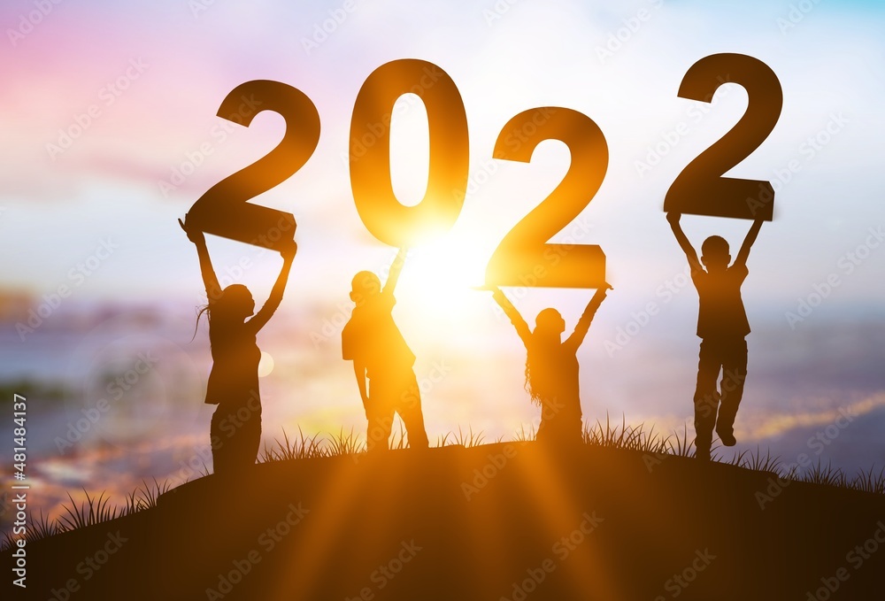 2022年新年概念。2022年的观众。