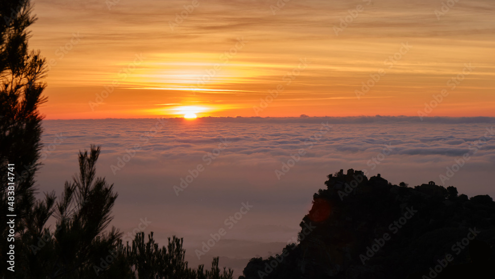 Mar de nubes en el Baix Llobregat