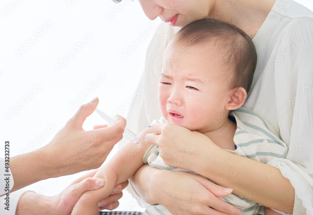 医療　注射　乳幼児