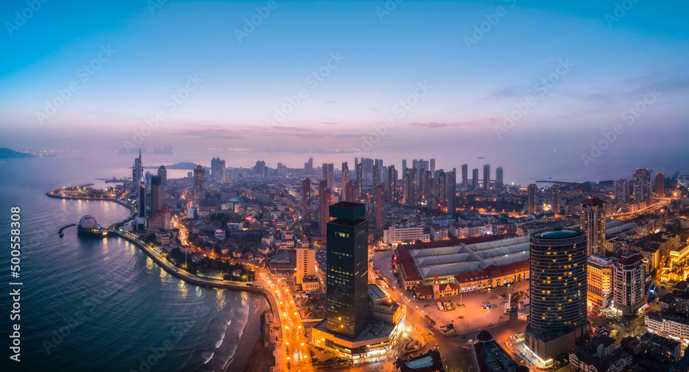 青岛海岸线湾区夜景大幅面航拍