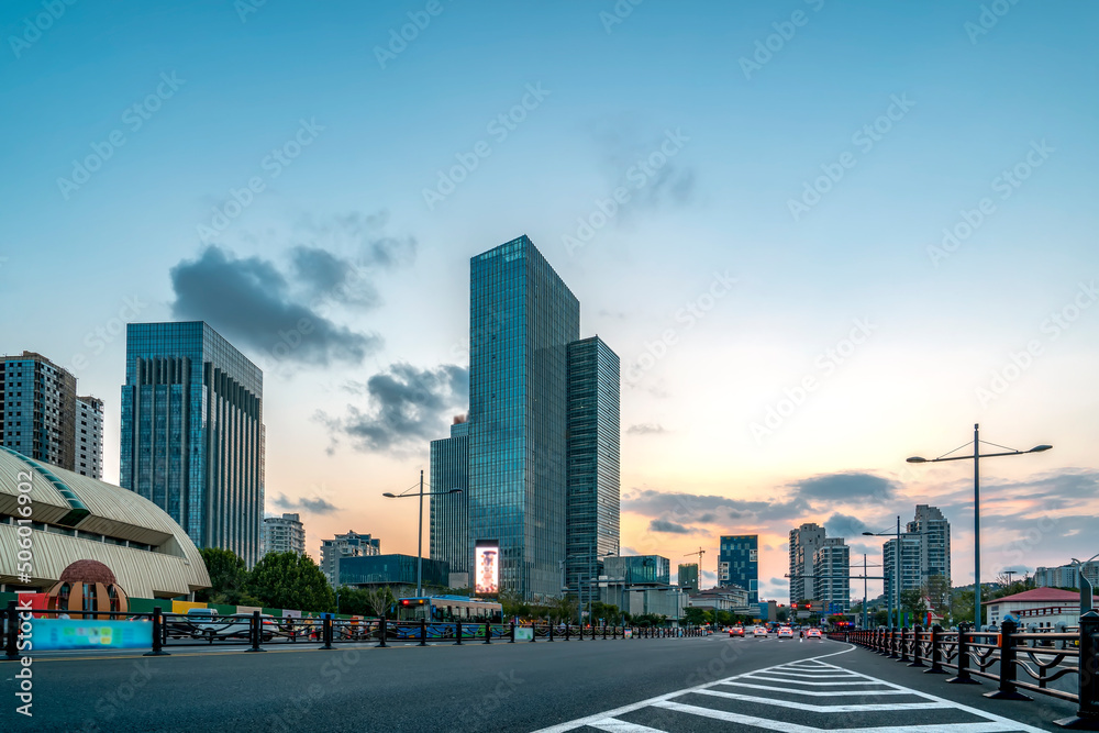 中国连云港海岸线城市景观街景