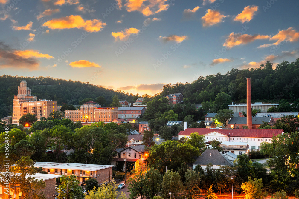 Hot Springs, Arkansas, USA townscape at dusk in the mountains.