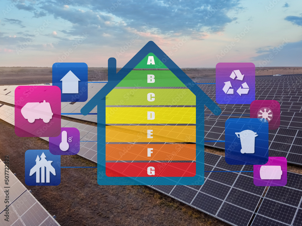 现代太阳能发电厂和具有能效评级和不同图标的房子