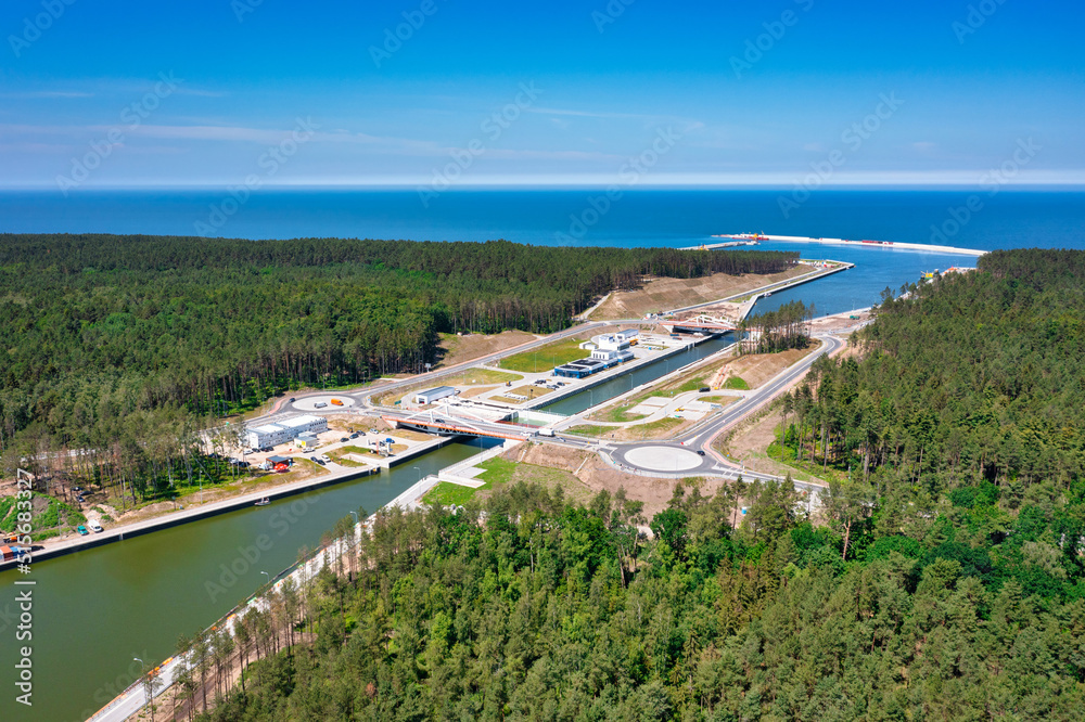 波兰维斯瓦海峡通往波罗的海的运河建设