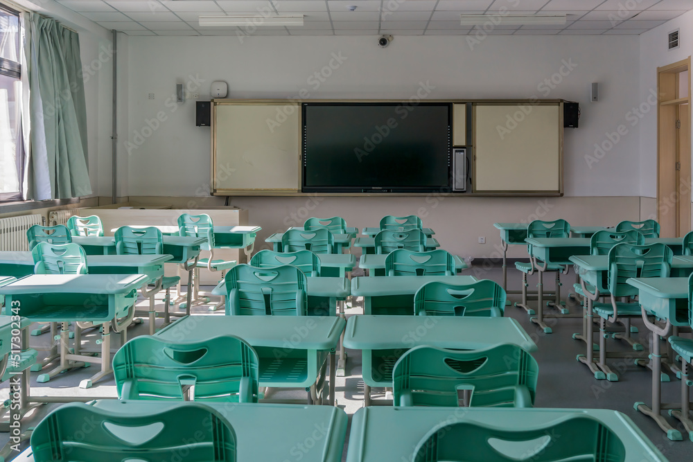 没有学生和老师的学校课堂