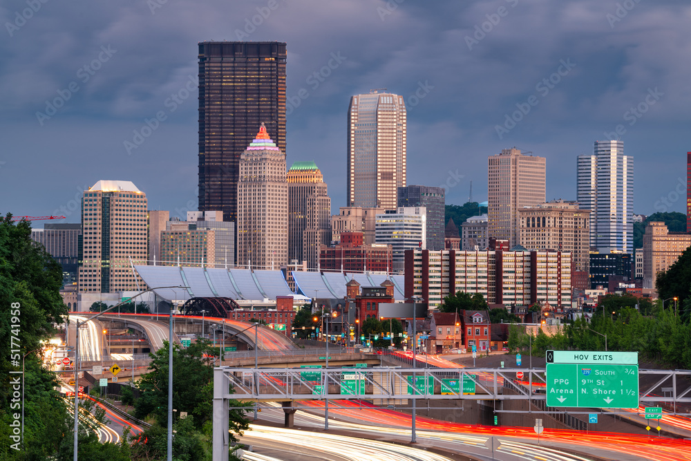 Pittsburgh, Pennsylvania, USA Downtown City Skyline Overlooking Highways