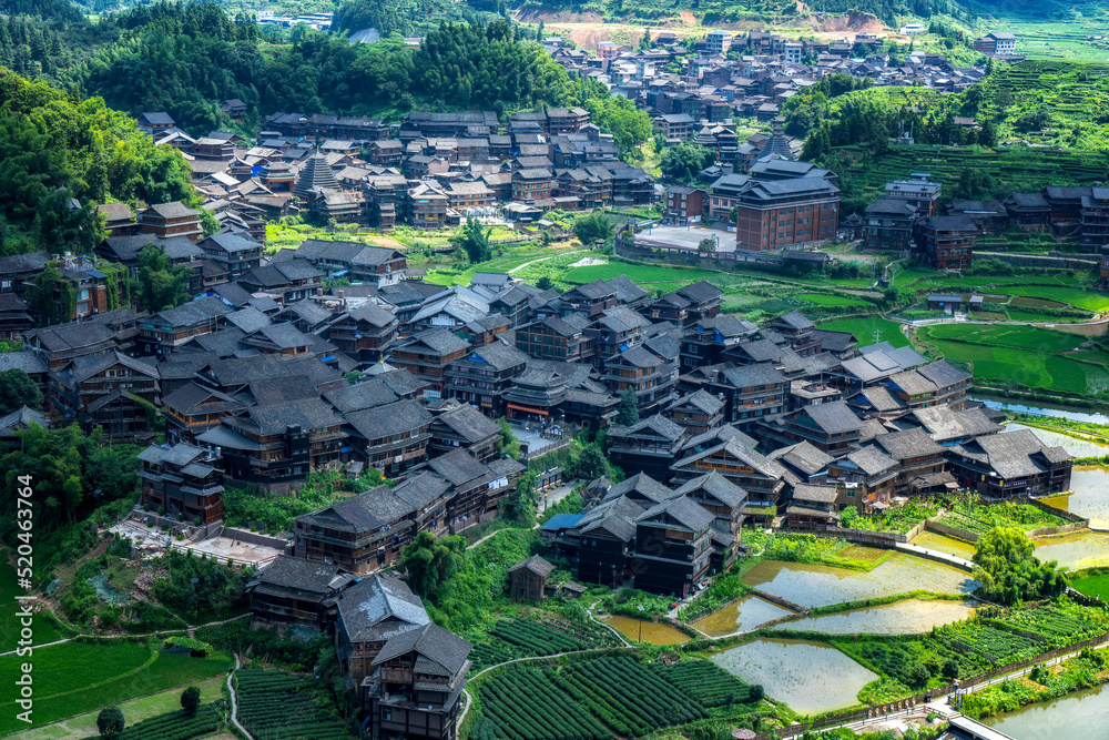 三江城阳八寨古民居航拍全景图