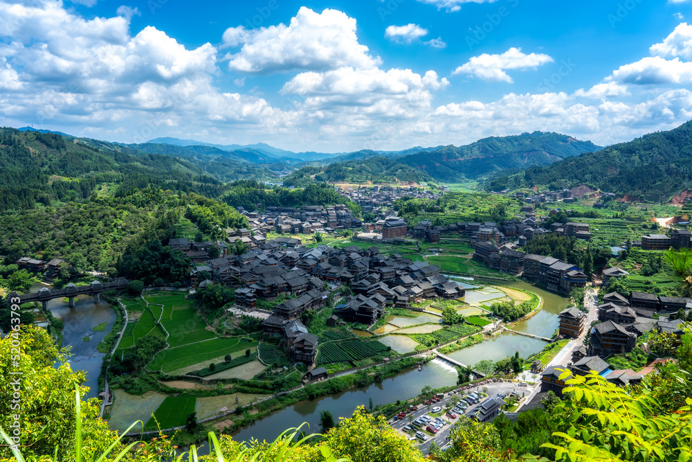 三江城阳八寨古民居航拍全景图