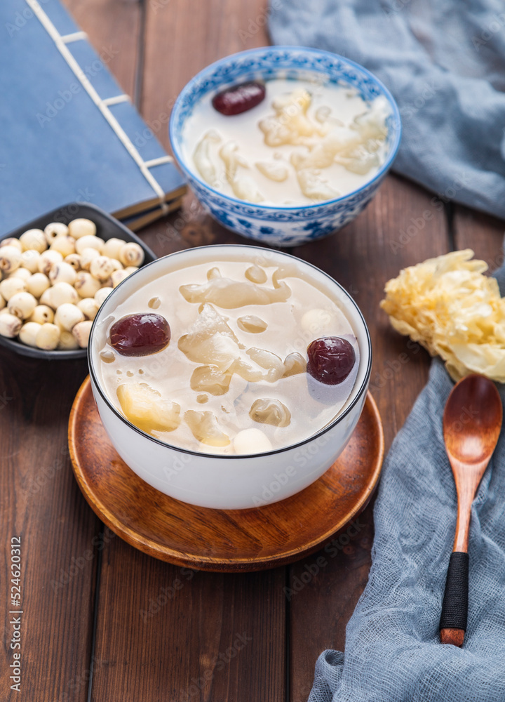 Nourishing red date, white fungus and lotus seed soup