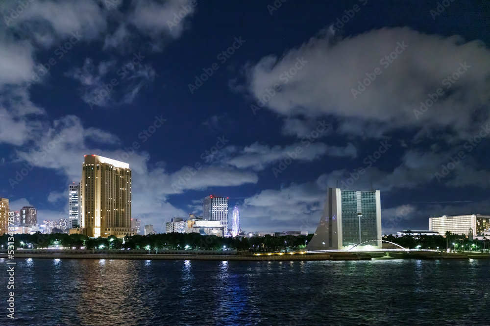 東京の湾岸エリアの夜景