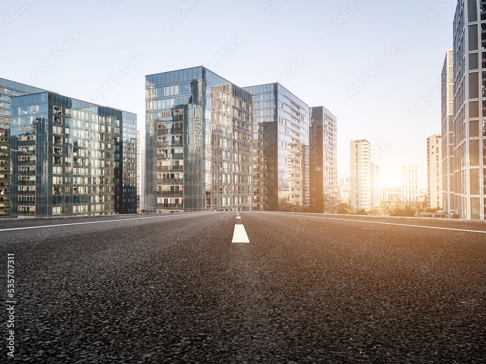 道路与现代城市建筑景观天际线