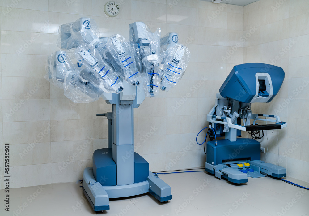 Surgical operating robot. Medical professional surgery involving new technologies.