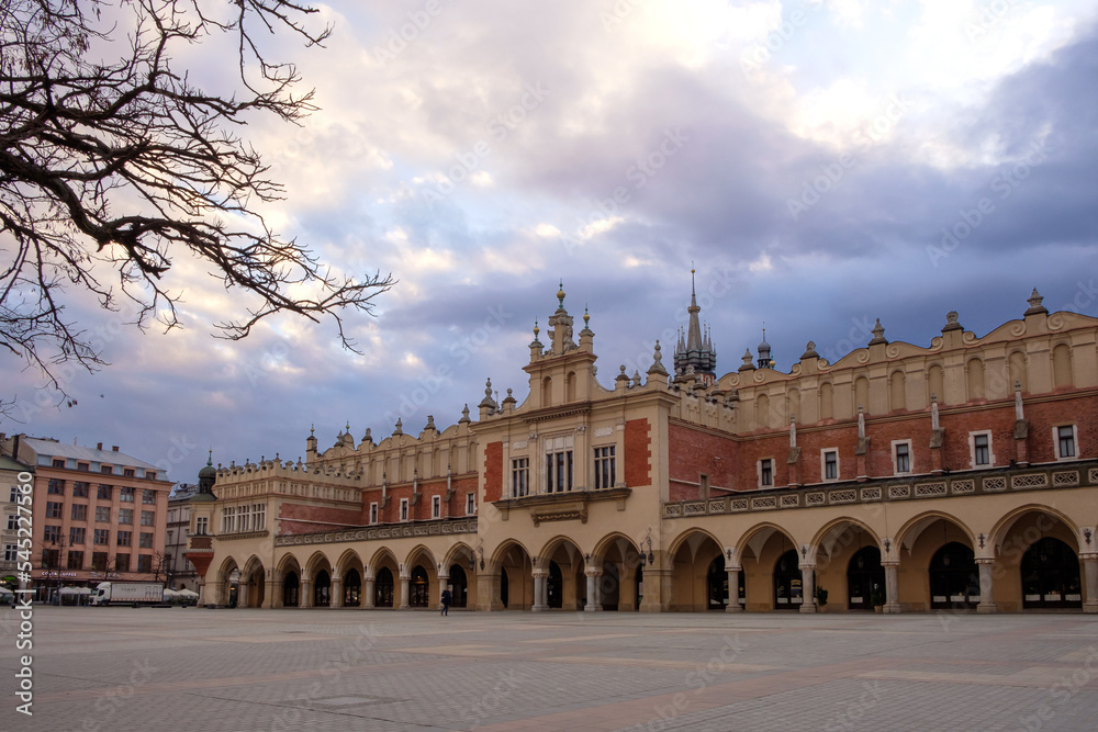 旧克拉科夫的空广场-Rynek Glowny