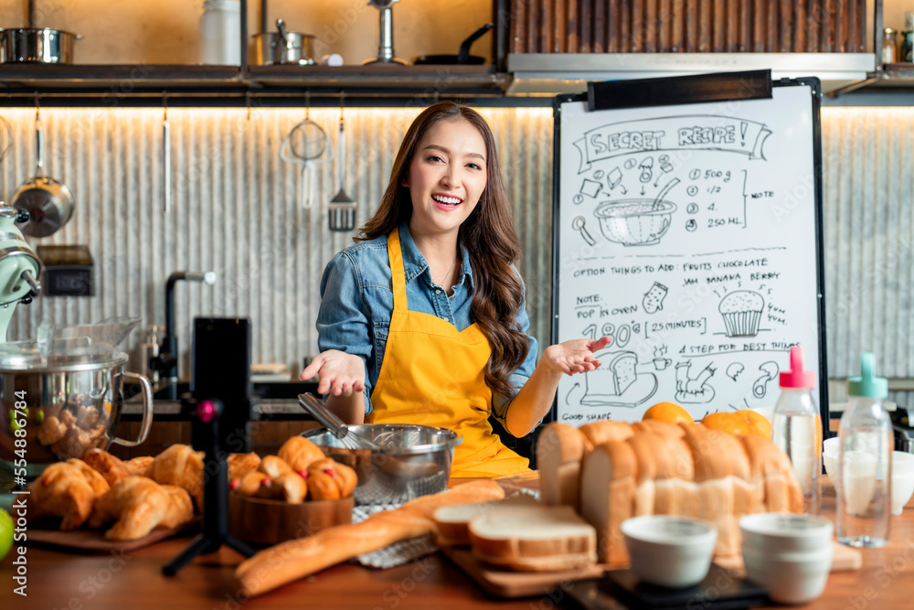 Asian Female Chef teach bread Ingredients, Teaches to bake bread. Online Video Class, Streaming Serv