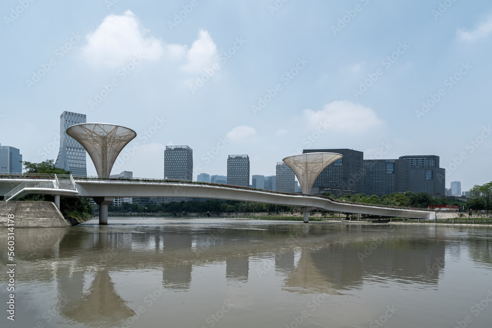 成都高新区现代大厦街景