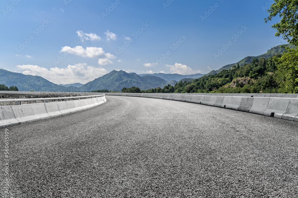 道路地面和户外自然风光