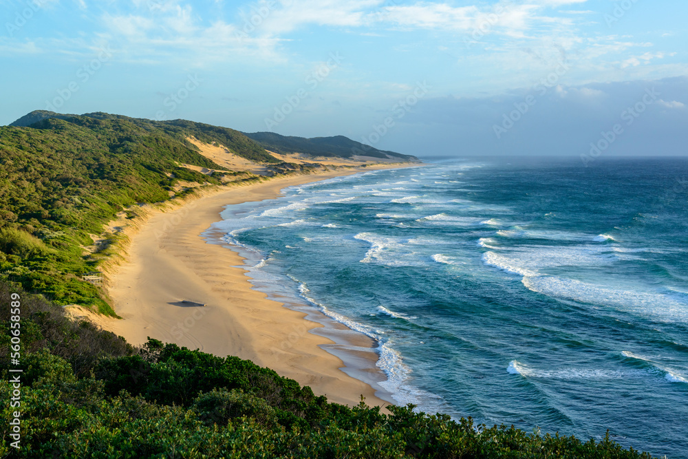 马比比的马普塔兰海岸线景观。iSimangaliso湿地公园（大圣卢西亚湿地公园）。K