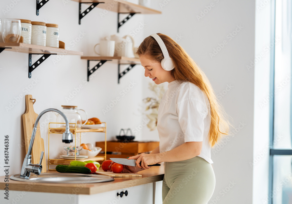 woman is preparing proper meal