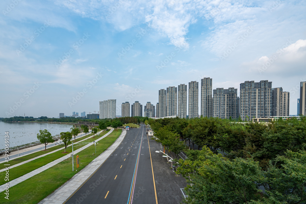 Nanjing Eye Step Bridge Financial Center Street View