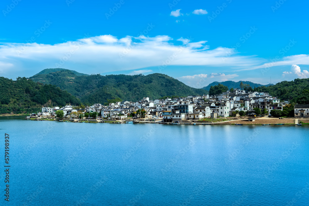 Huizhou Xinanjiang Mountains and Rural Scenery